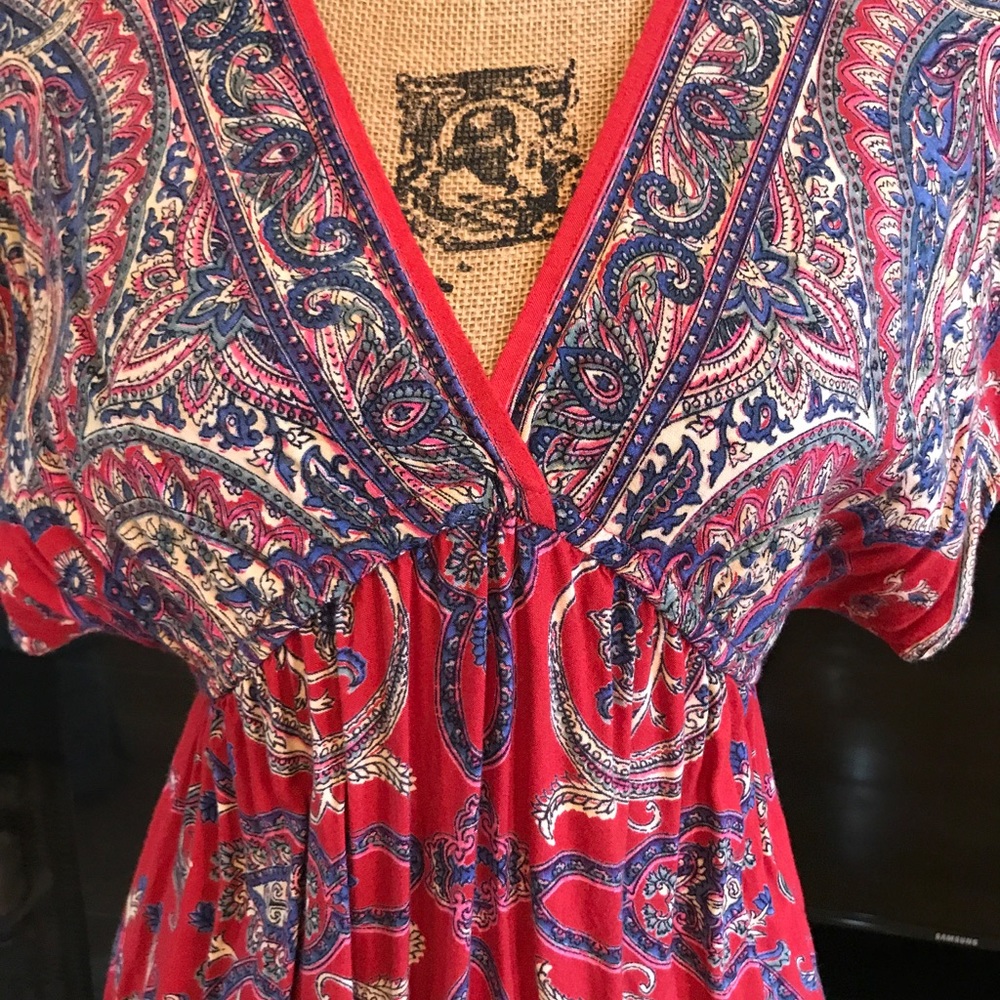 Dress - Picture 2 of 3